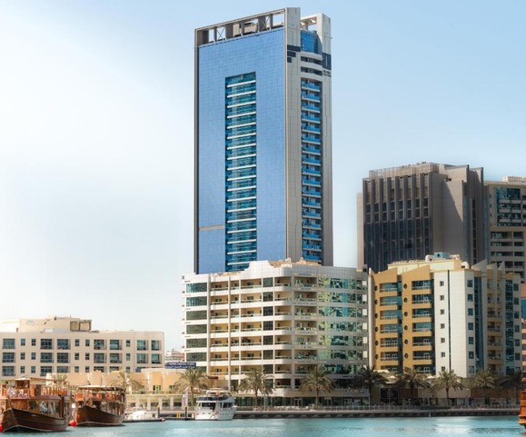 The First Collection Marina, Dubai